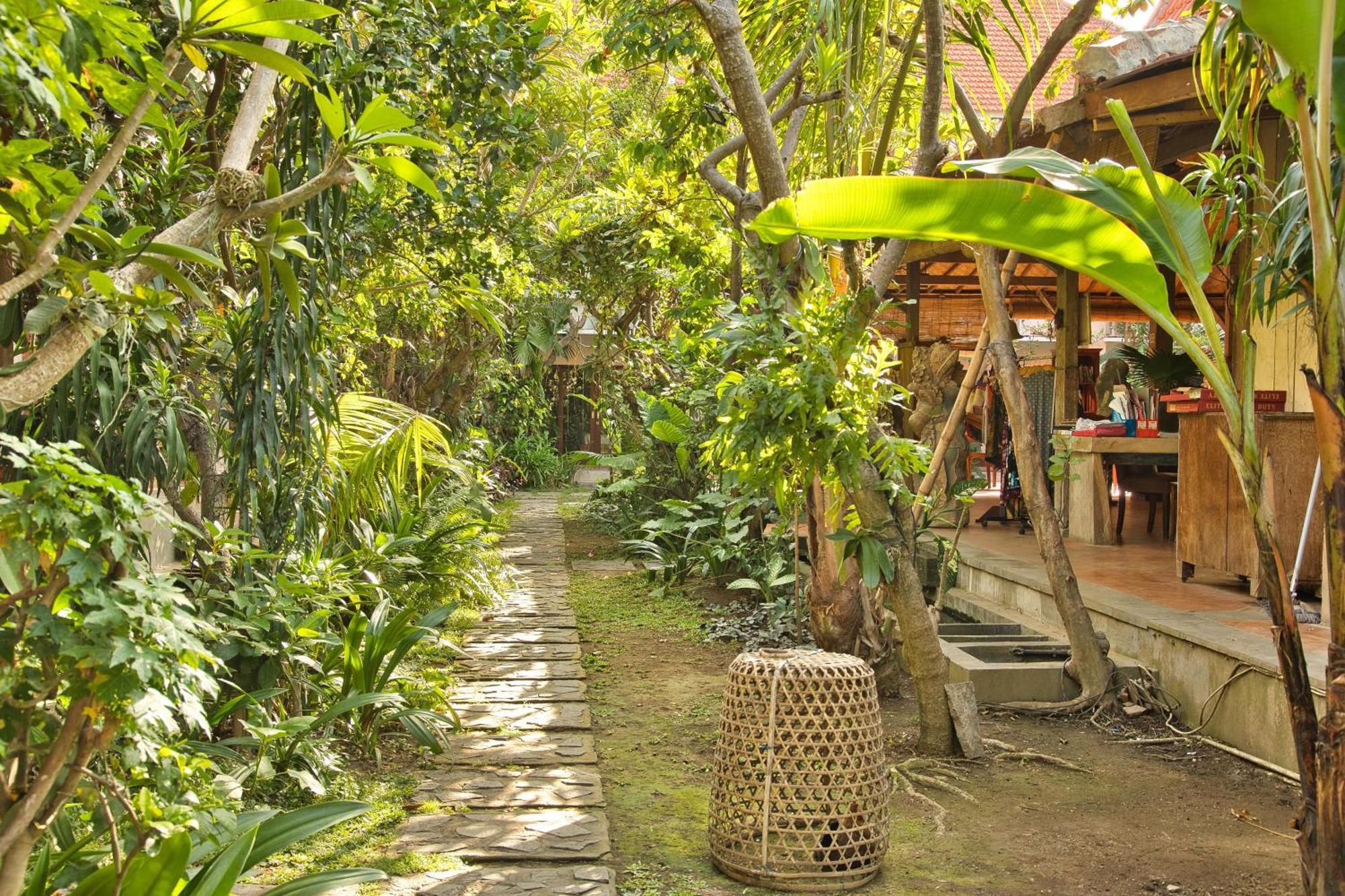 Bali Telaga Hati Yoga Healing And Retreat Center Hostel Sanur Eksteriør billede